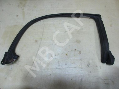 Уплотнитель стекла двери MERCEDES-BENZ CLS-класс C219 (2004 - 2008) — Разборка Мерседес