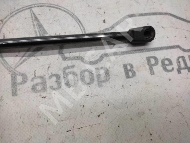 Амортизатор крышки багажника MERCEDES-BENZ V-класс W639 (2003 - 2014) — Разборка Мерседес