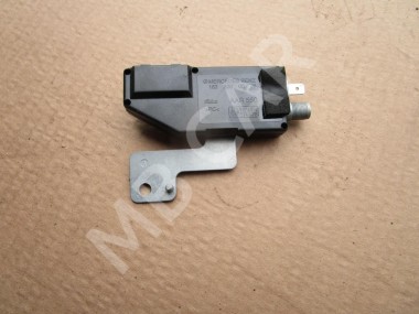 Усилитель антенны MERCEDES-BENZ M-класс W163 (1997 - 2001) — Разборка Мерседес