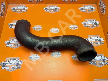 Патрубок интеркулера MERCEDES-BENZ E-класс W210/S210 (1995 - 1999) — Разборка Мерседес