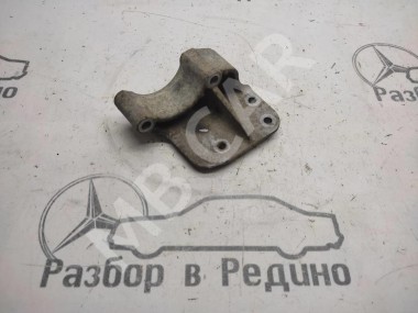 Кронштейн двигателя MERCEDES-BENZ E-класс W211/S211 (2002 - 2006) — Разборка Мерседес