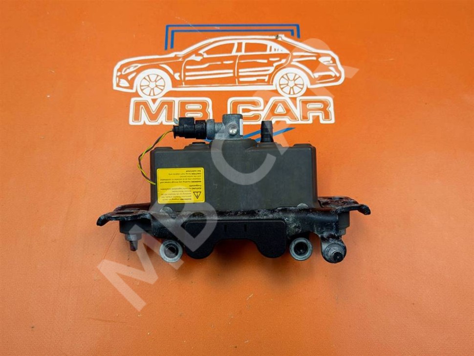 Пиропатрон капота MERCEDES-BENZ E-класс W212/S212/C207/A207 рестайлинг (2013 - 2016) фото 1 — Разборка Мерседес