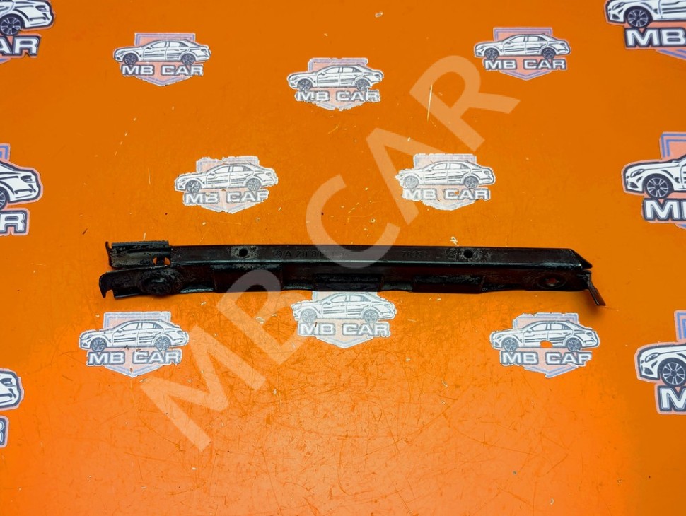 Кронштейн крепления бампера MERCEDES-BENZ E-класс W211/S211 (2002 - 2006) фото 1 &mdash; Разборка Мерседес