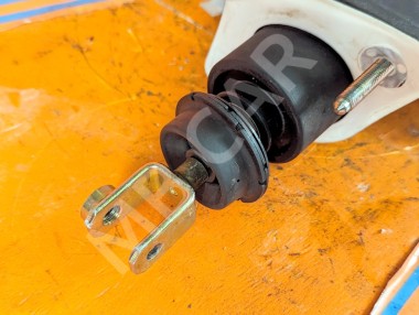 Главный тормозной цилиндр MERCEDES-BENZ E-класс W211/S211 (2002 - 2006) &mdash; Разборка Мерседес