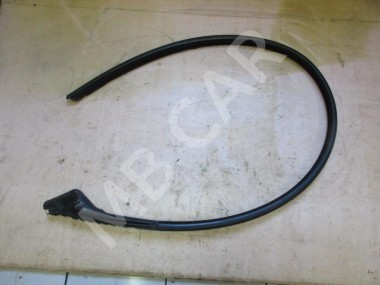 Уплотнитель стекла двери MERCEDES-BENZ CL-класс AMG C216 рестайлинг (2010 - 2014) — Разборка Мерседес