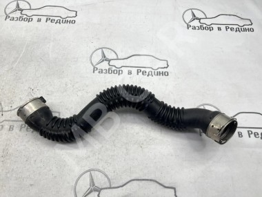 Патрубок интеркулера MERCEDES-BENZ A-класс W176 (2012 - 2015) — Разборка Мерседес