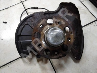 Кулак поворотный передний правый MERCEDES-BENZ SLK-класс R171 (2004 - 2008) — Разборка Мерседес