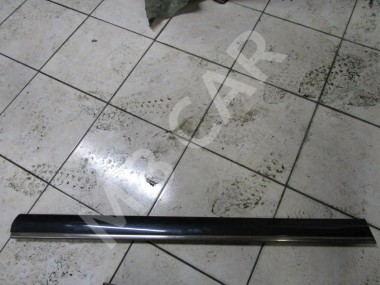 Молдинг двери MERCEDES-BENZ E-класс W210/S210 (1995 - 1999) — Разборка Мерседес