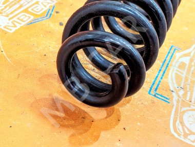 Пружина задняя MERCEDES-BENZ C-класс W205/S205/C205/A205 (2014 - 2018) — Разборка Мерседес