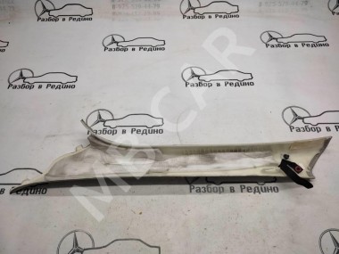 Накладка передней стойки MERCEDES-BENZ R-класс W251 (2005 - 2007) — Разборка Мерседес