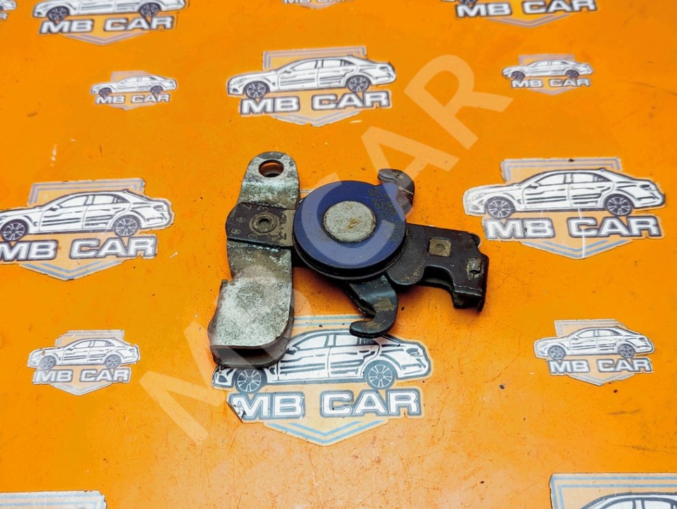 Механизм ручника MERCEDES-BENZ E-класс AMG W211/S211 (2002 - 2006) фото 1 &mdash; Разборка Мерседес