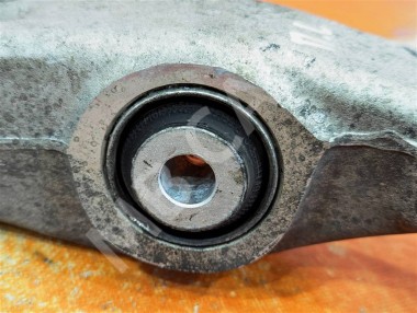 Рычаг передний нижний левый MERCEDES-BENZ GLE-класс W166 (2015 - 2018) — Разборка Мерседес