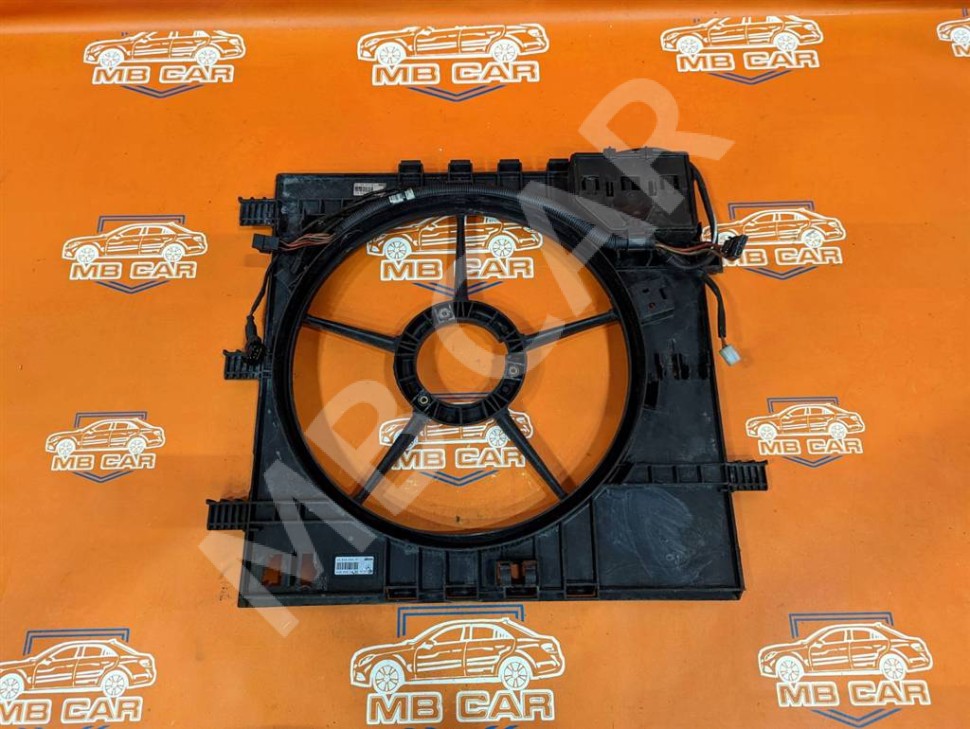 Кожух вентилятора основного MERCEDES-BENZ Vito W638 (1996 - 2003) фото 1 — Разборка Мерседес