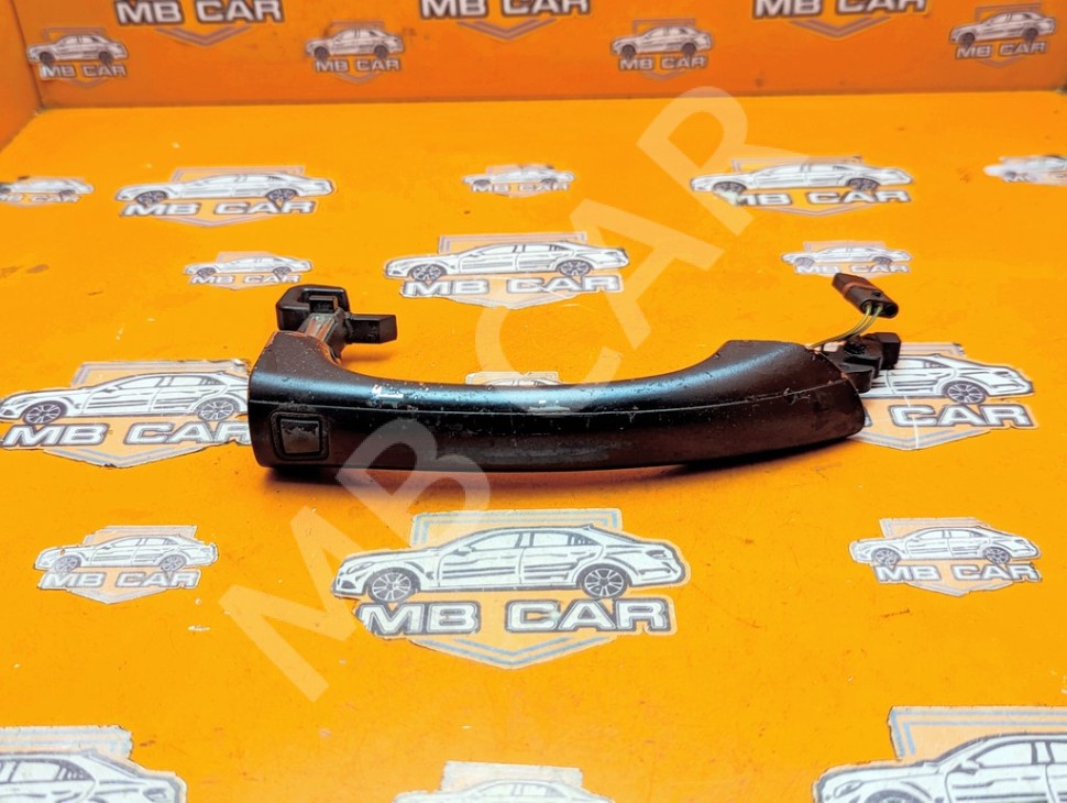 Ручка двери наружняя MERCEDES-BENZ E-класс W211/S211 (2002 - 2006) фото 1 &mdash; Разборка Мерседес