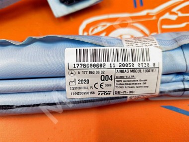 Шторка безопасности правая MERCEDES-BENZ A-класс W177 (2018 - 2023) — Разборка Мерседес