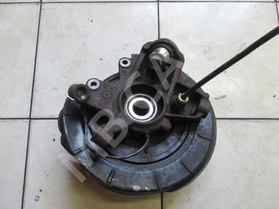 Кулак подвески задний левый MERCEDES-BENZ R-класс W251 (2005 - 2007) фото 1 &mdash; Разборка Мерседес