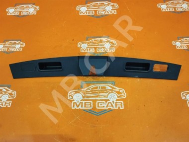 Накладка крышки багажника MERCEDES-BENZ M-класс W164 (2005 - 2008) — Разборка Мерседес