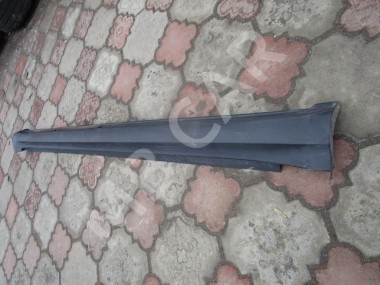 Порог пластиковый правый MERCEDES-BENZ A-класс W169 рестайлинг (2008 - 2012) — Разборка Мерседес