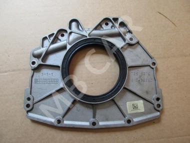 Крышка заднего сальника коленвала MERCEDES-BENZ S-класс W221 рестайлинг (2009 - 2013) — Разборка Мерседес