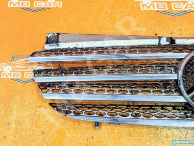 Решетка радиатора MERCEDES-BENZ V-класс W639 (2003 - 2014) — Разборка Мерседес