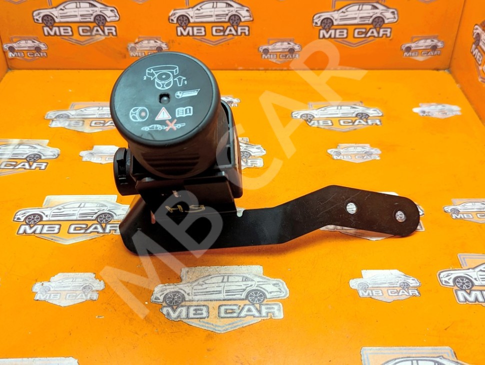 Блок фаркопа MERCEDES-BENZ C-класс W204/S204 (2006 - 2011) фото 1 &mdash; Разборка Мерседес