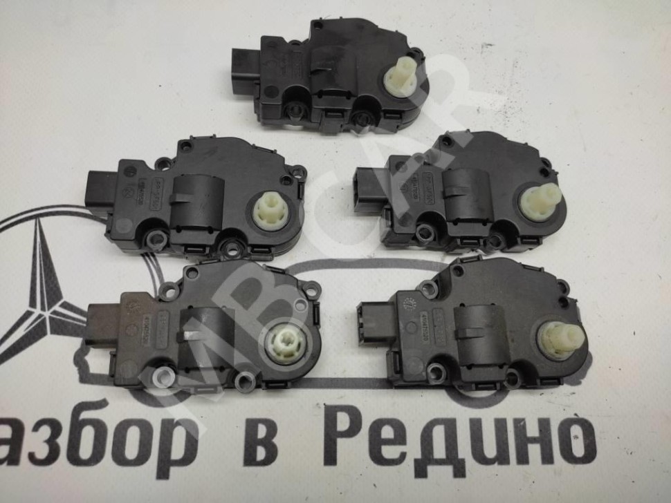 Сервоприводы печки MERCEDES-BENZ C-класс W204/S204 (2006 - 2011) фото 1 — Разборка Мерседес