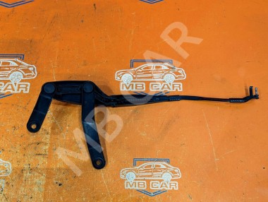 Поводок дворников MERCEDES-BENZ C-класс W204/S204 (2006 - 2011) — Разборка Мерседес