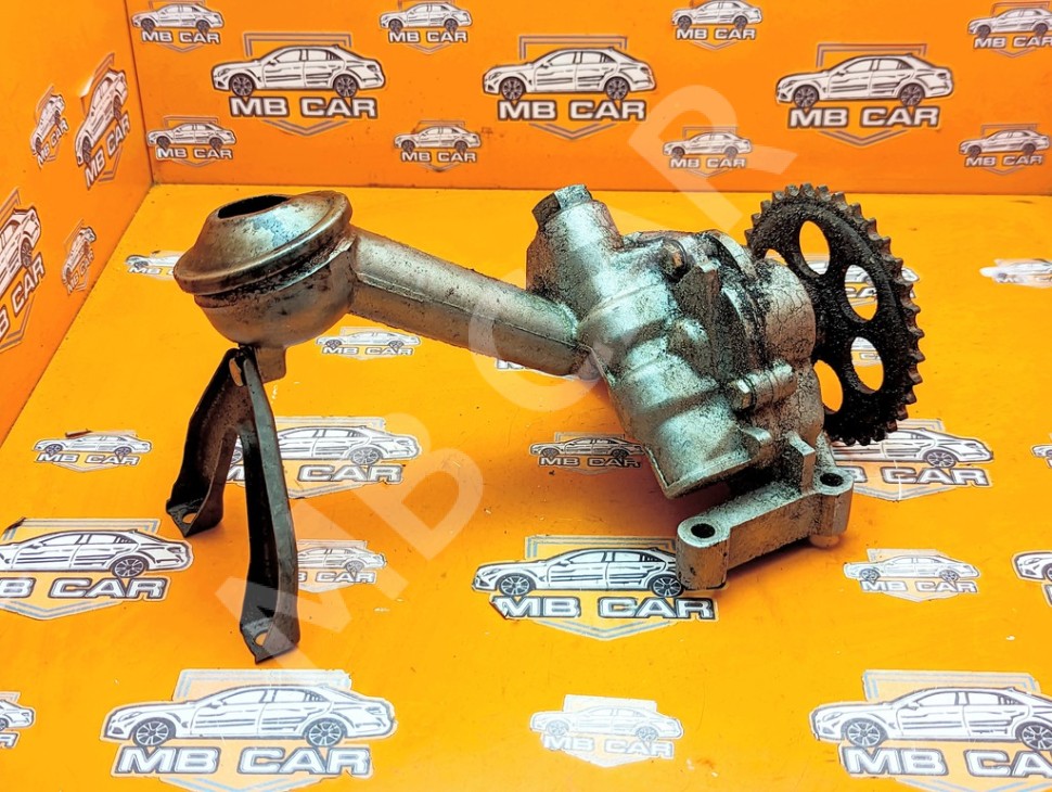 Насос масляный MERCEDES-BENZ E-класс W124/S124/C124/A124 (1984 - 1997) фото 1 — Разборка Мерседес