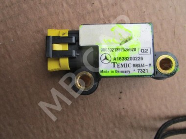 Датчик удара MERCEDES-BENZ M-класс W163 (1997 - 2001) — Разборка Мерседес