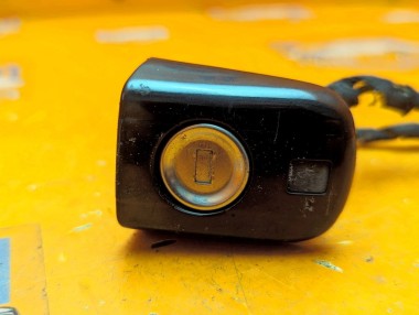 Личинки дверей MERCEDES-BENZ E-класс W210/S210 рестайлинг (1999 - 2003) E 200 2.0 MT (163 л.с.) &mdash; Разборка Мерседес