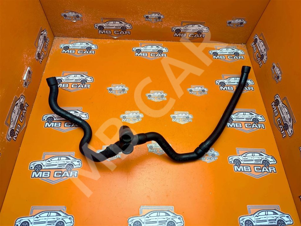 Трубка вентиляции картерных газов MERCEDES-BENZ M-класс W164 (2005 - 2008) фото 1 — Разборка Мерседес