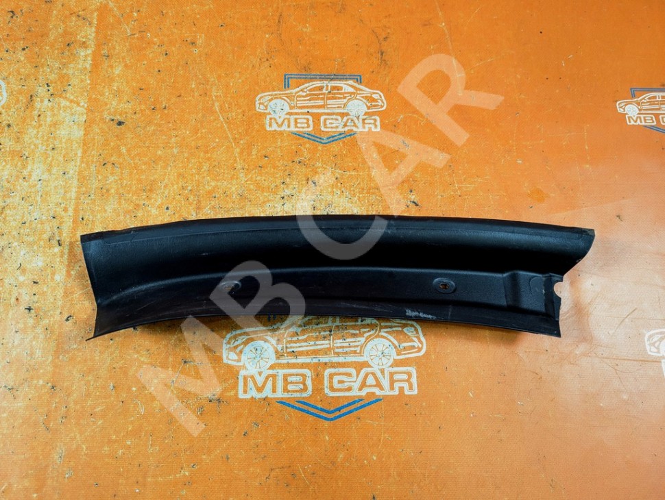 Водосток MERCEDES-BENZ GLS-класс X166 (2015 - 2019) фото 1 — Разборка Мерседес