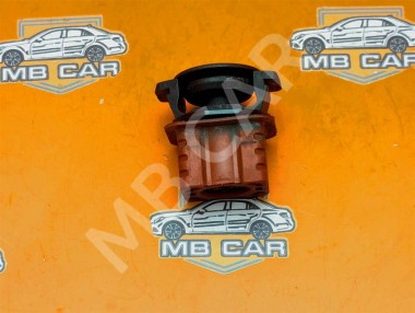 Клипса радиатора MERCEDES-BENZ E-класс W211/S211 (2002 - 2006) — Разборка Мерседес