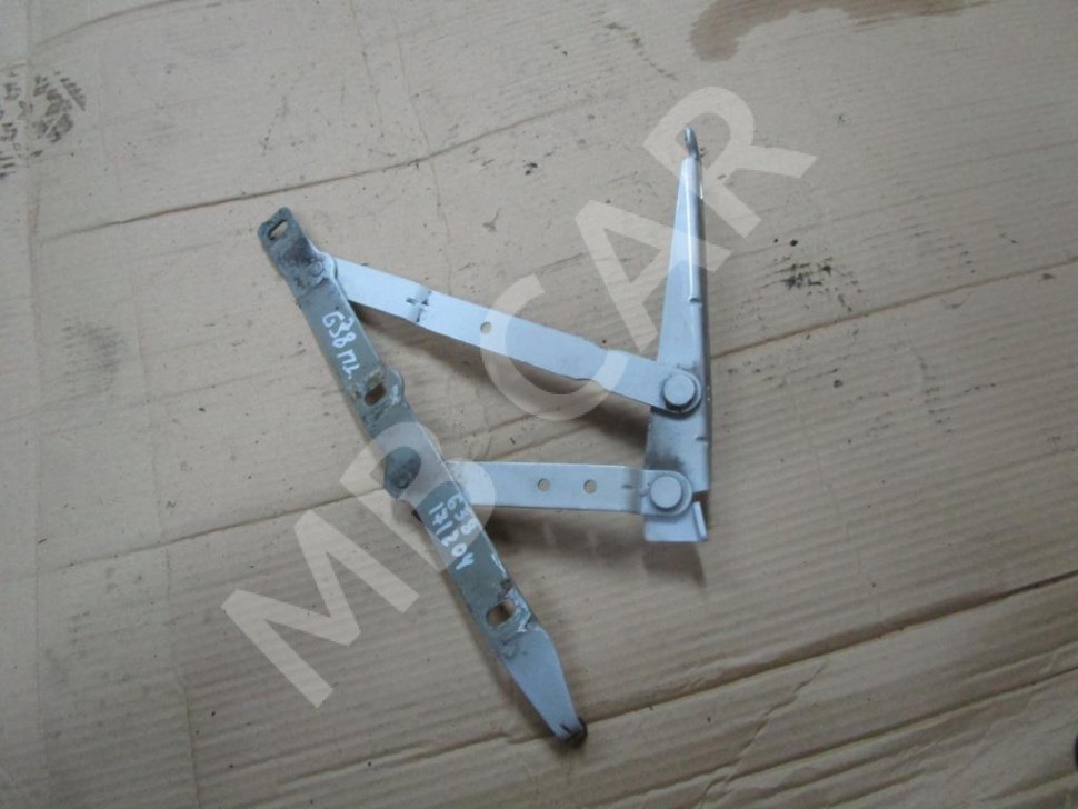 Петля капота MERCEDES-BENZ Vito W638 (1996 - 2003) фото 1 — Разборка Мерседес