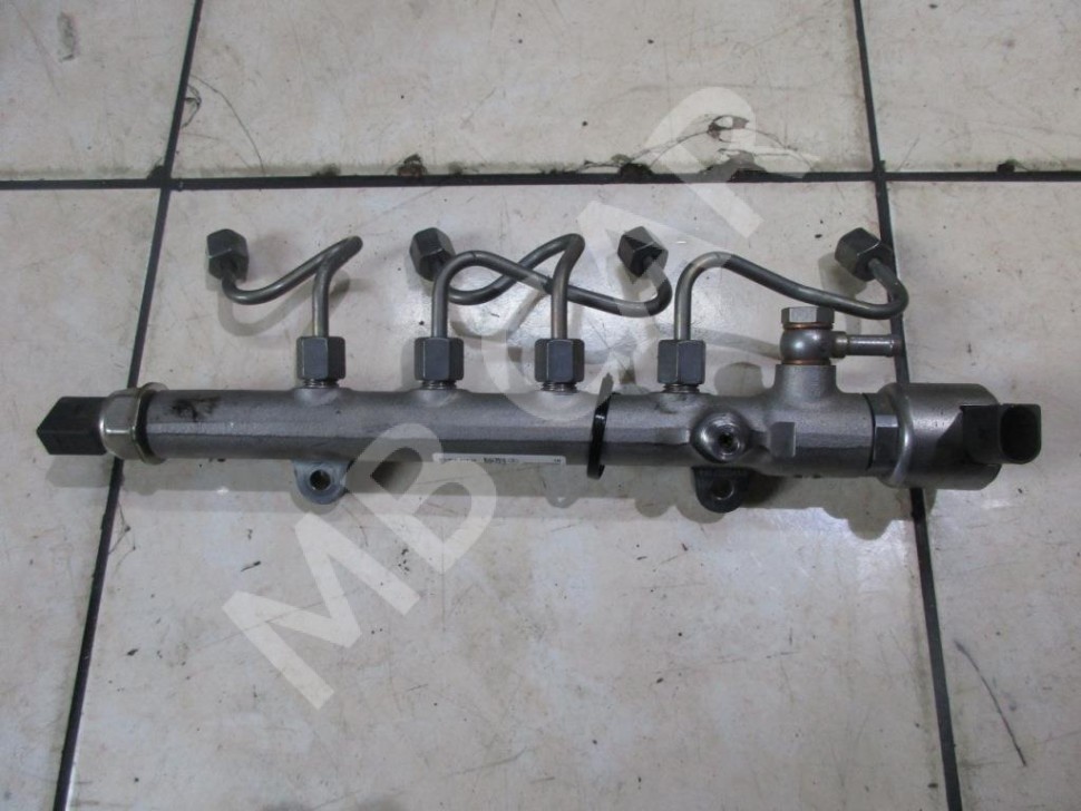 Рампа топливная MERCEDES-BENZ E-класс W212/S212/C207/A207 (2009 - 2013) фото 1 &mdash; Разборка Мерседес