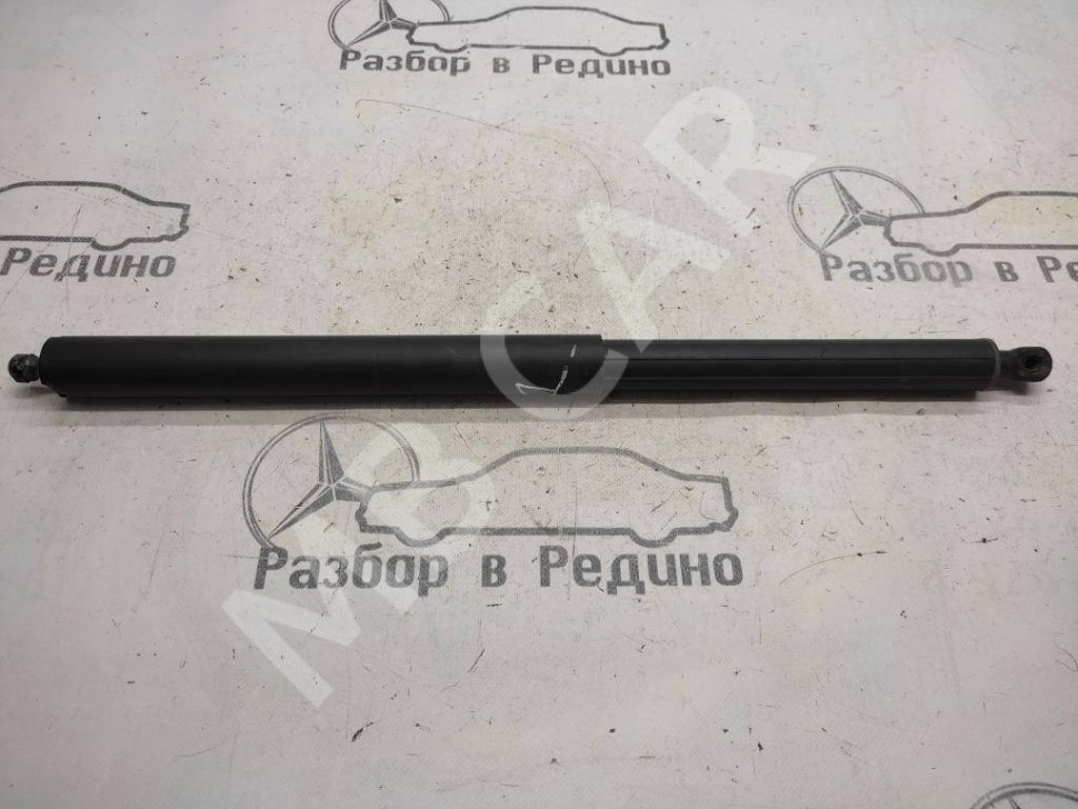 Амортизатор крышки багажника MERCEDES-BENZ M-класс W164 (2005 - 2008) фото 1 — Разборка Мерседес