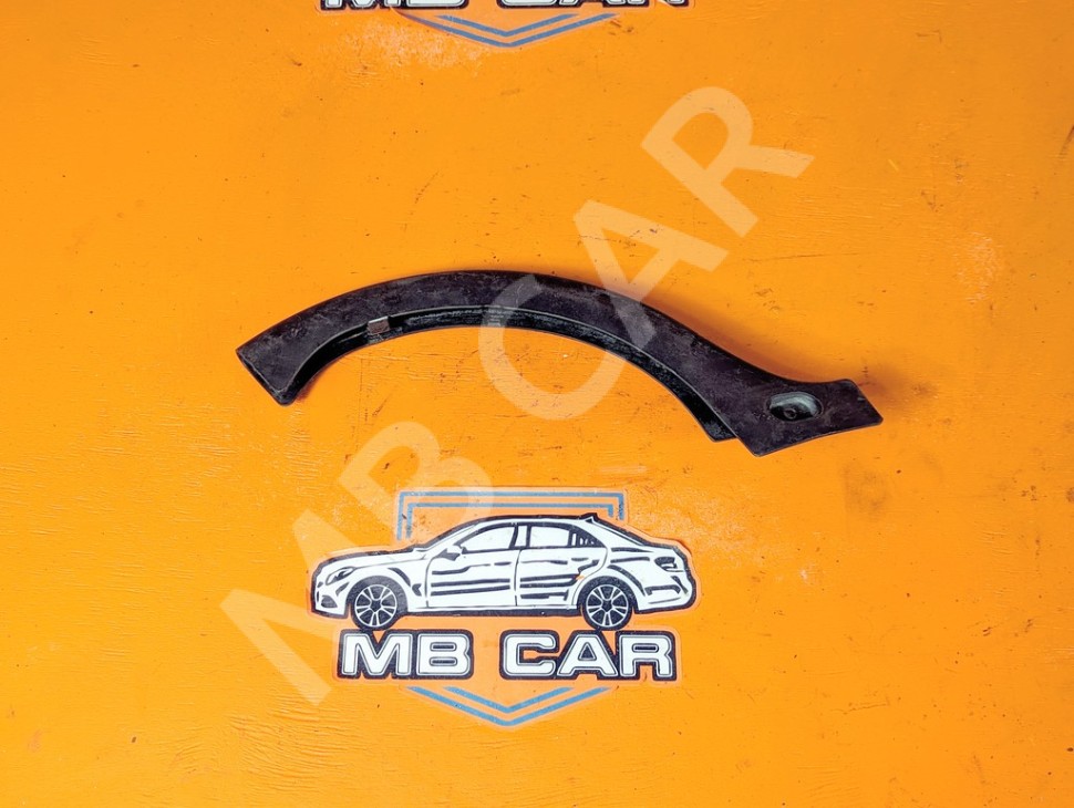 Накладка петли багажника MERCEDES-BENZ E-класс W210/S210 (1995 - 1999) фото 1 &mdash; Разборка Мерседес