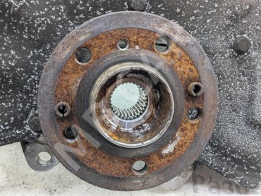 Кулак поворотный передний правый MERCEDES-BENZ GLE-класс W166 (2015 - 2018) — Разборка Мерседес