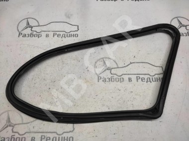 Уплотнитель стекла MERCEDES-BENZ R-класс W251 (2005 - 2007) — Разборка Мерседес