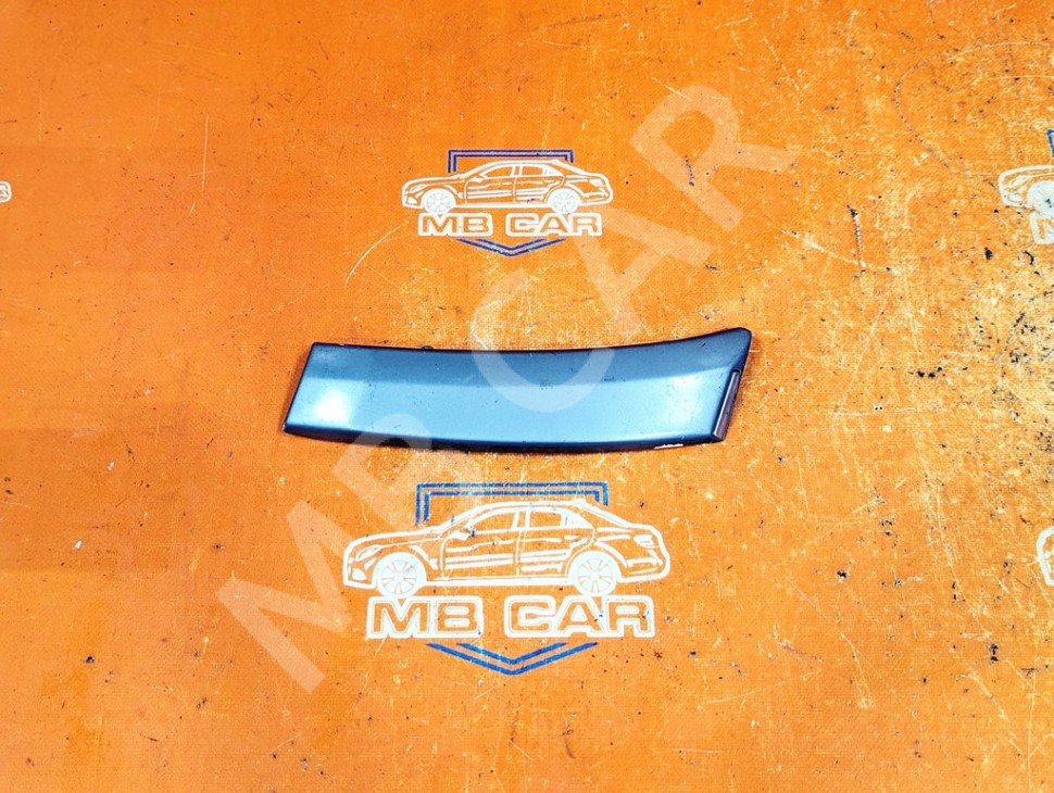 Молдинг крыла правый MERCEDES-BENZ E-класс W124/S124/C124/A124 (1984 - 1997) фото 1 — Разборка Мерседес