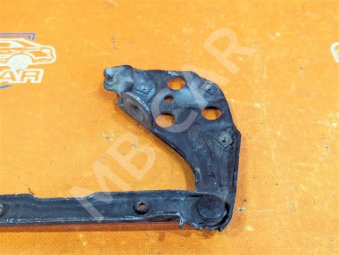 Петля капота MERCEDES-BENZ E-класс W210/S210 (1995 - 1999) — Разборка Мерседес