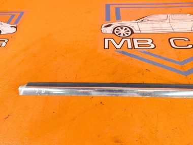Молдинг стекла двери MERCEDES-BENZ E-класс W212/S212/C207/A207 (2009 - 2013) &mdash; Разборка Мерседес