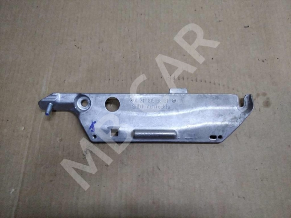 Кронштейн MERCEDES-BENZ E-класс W211/S211 (2002 - 2006) фото 1 — Разборка Мерседес