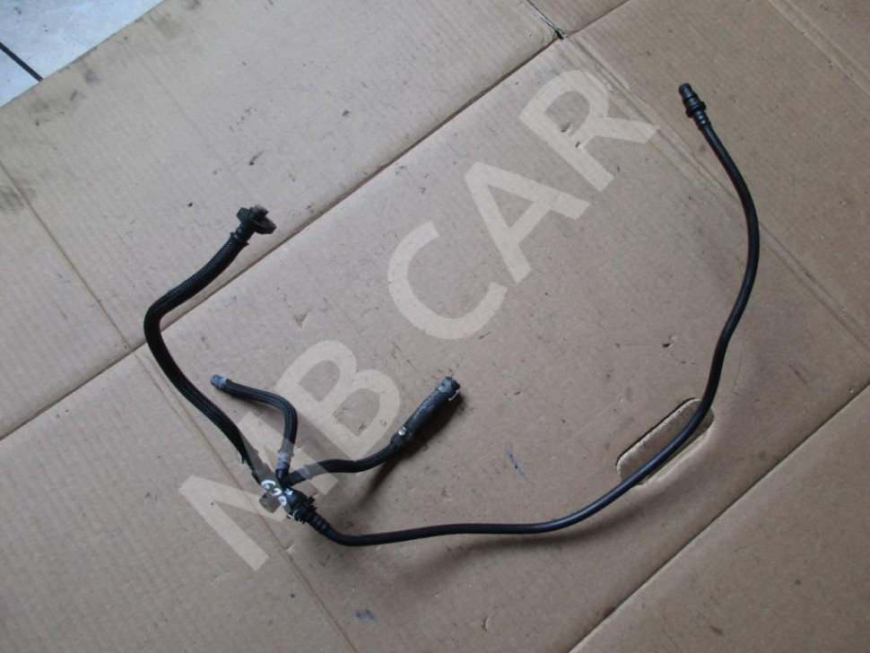 Трубка вентиляции расширительного бака MERCEDES-BENZ E-класс W211/S211 (2002 - 2006) фото 1 &mdash; Разборка Мерседес