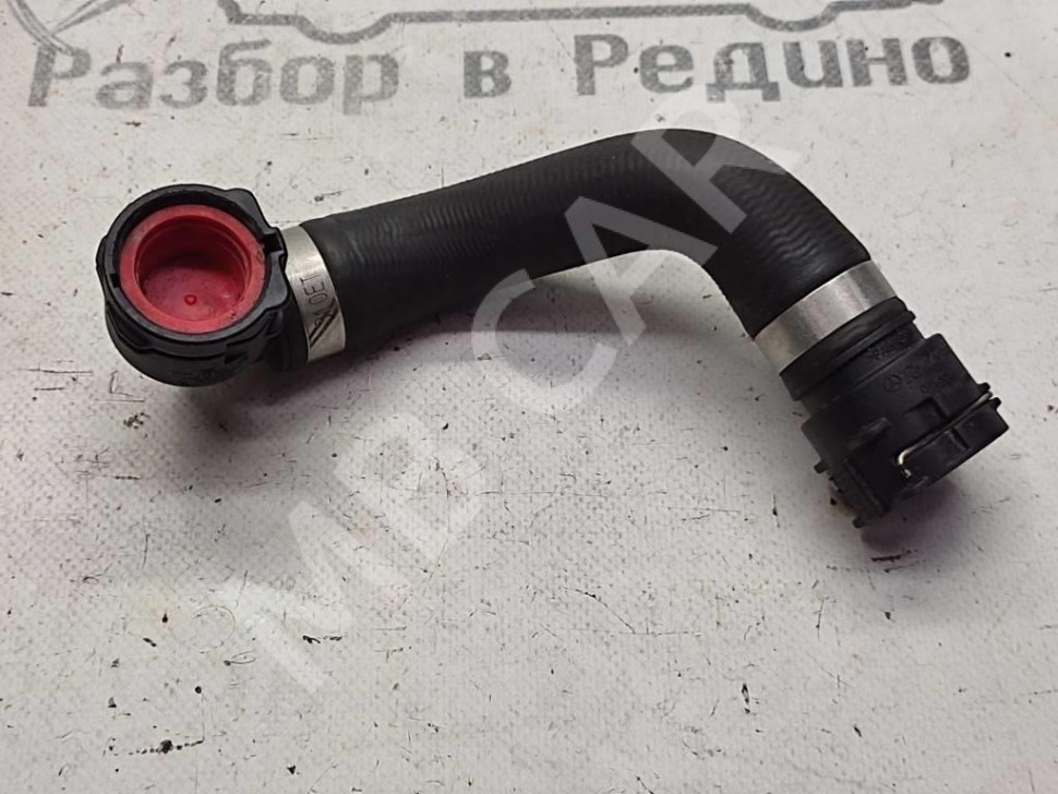 Патрубок ОЖ MERCEDES-BENZ C-класс W205/S205/C205/A205 (2014 - 2018) фото 1 — Разборка Мерседес