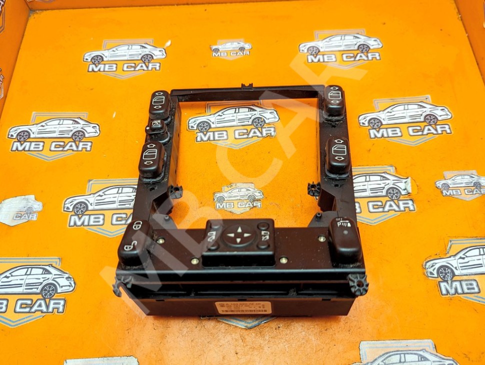 Блок кнопок стеклоподъемников MERCEDES-BENZ M-класс W163 рестайлинг (2001 - 2005) фото 1 &mdash; Разборка Мерседес