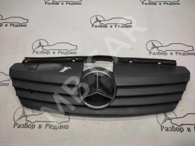 Решетка радиатора MERCEDES-BENZ VANEO W414 (2001 - 2005) — Разборка Мерседес