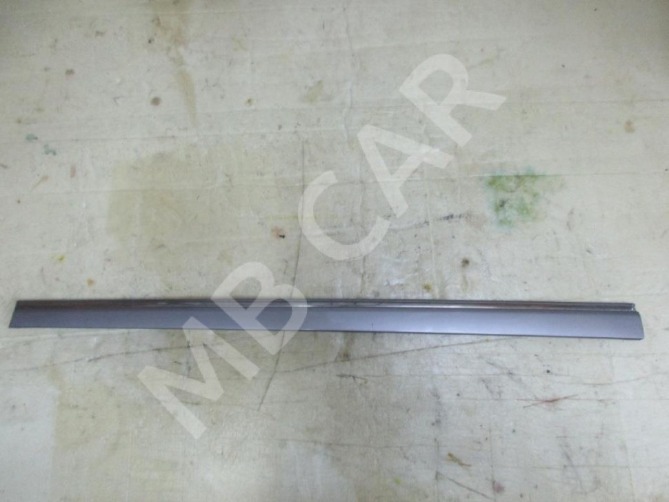 Молдинг двери MERCEDES-BENZ C-класс W203/S203/CL203 (2000 - 2004) фото 1 — Разборка Мерседес