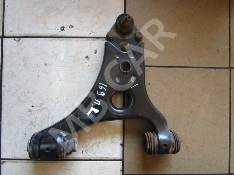 Рычаг передний нижний левый MERCEDES-BENZ A-класс W169 (2004 - 2008) фото 1 — Разборка Мерседес