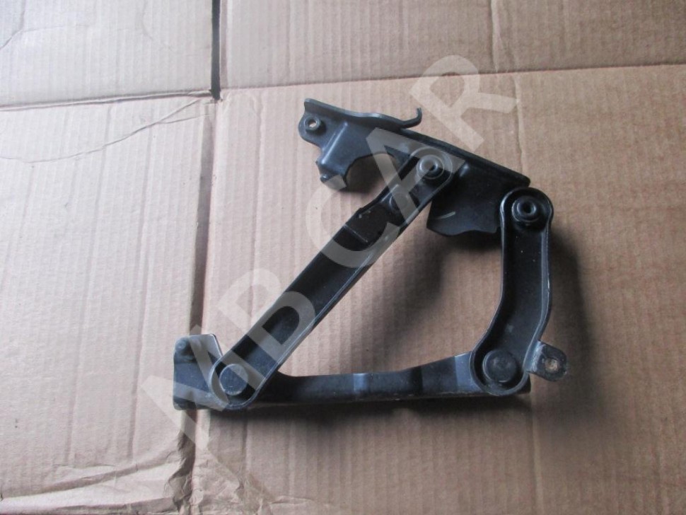 Петля капота MERCEDES-BENZ S-класс W220 (1998 - 2005) фото 1 &mdash; Разборка Мерседес